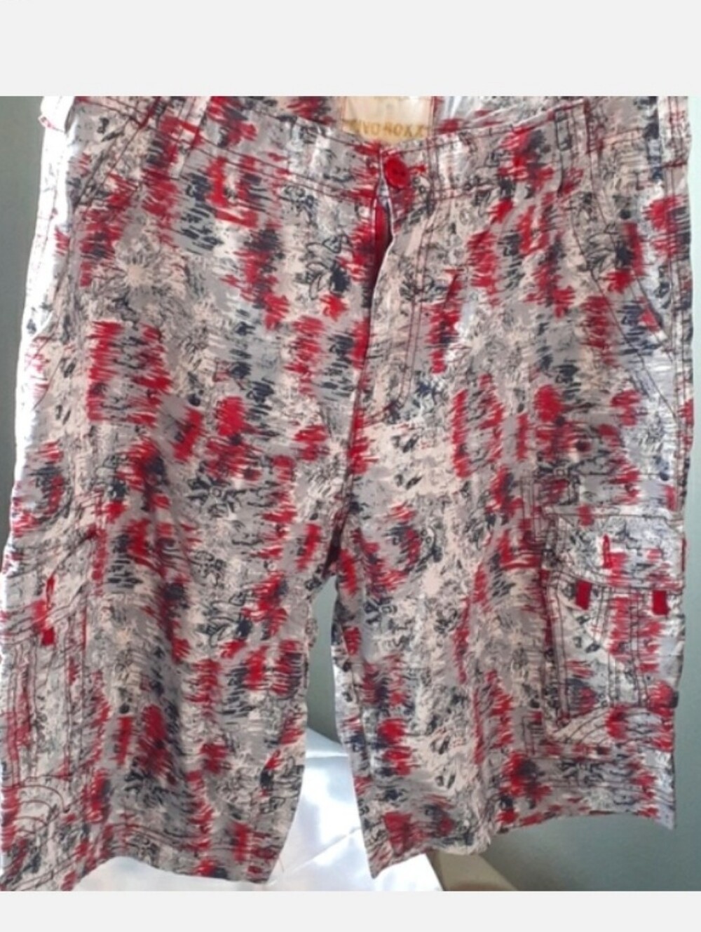 Tivo Roxx Men's Organic Cotton Cargo Shorts Size Abstract Red Gray Size 40